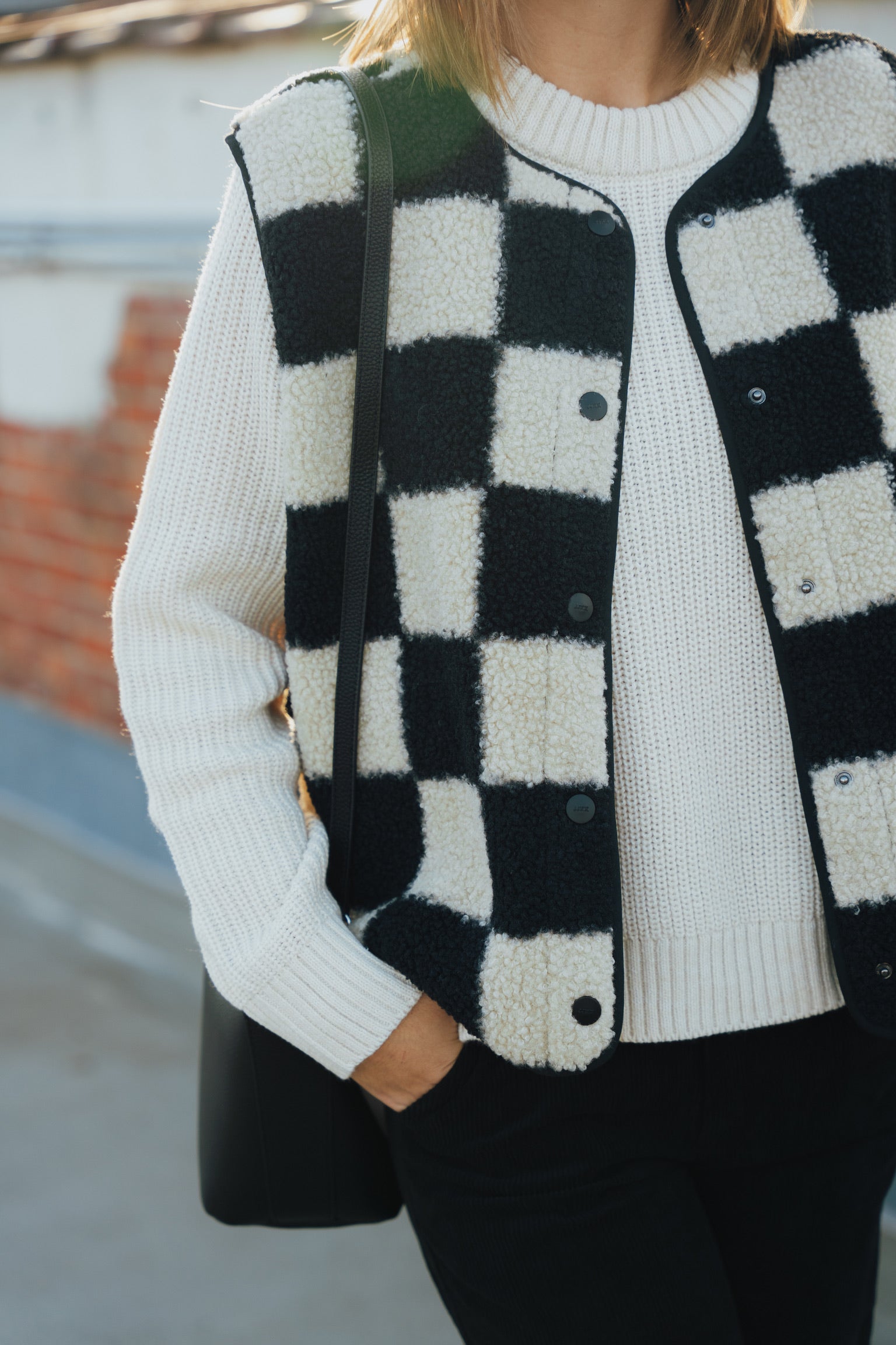 Vera teddy gilet black