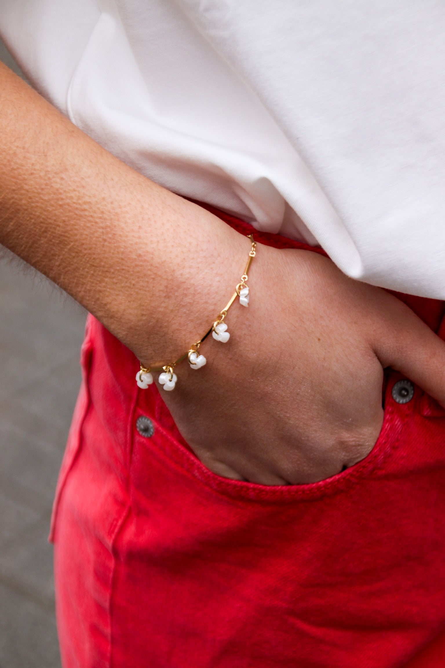 White flowers bracelet