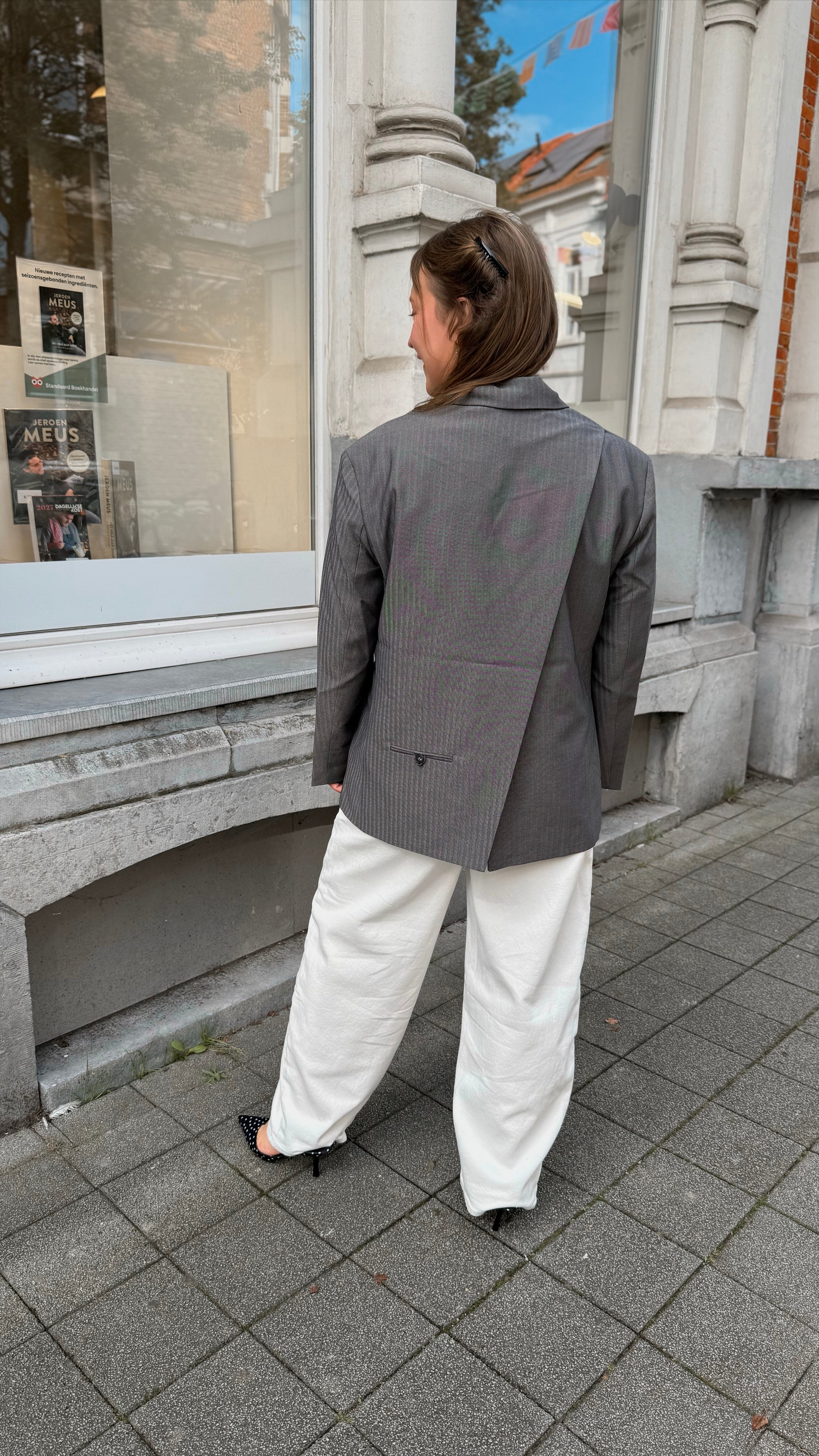 Noami wrap blazer