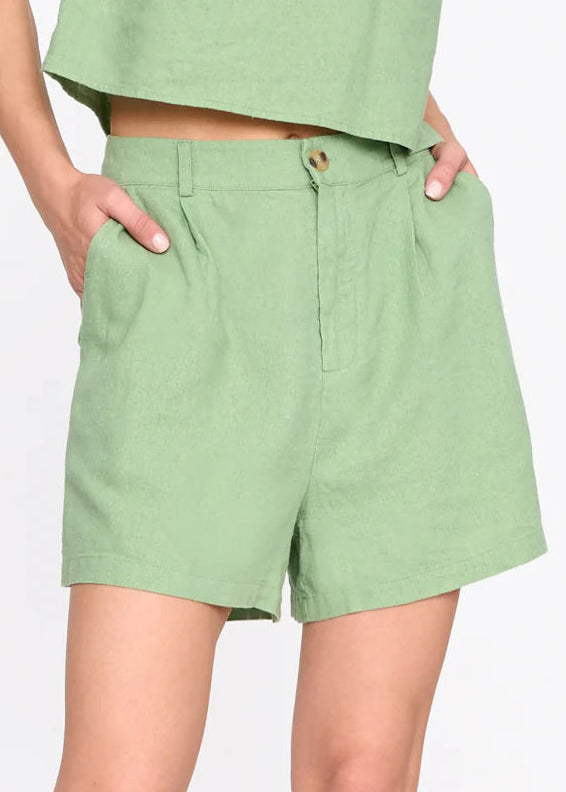 Ella short green
